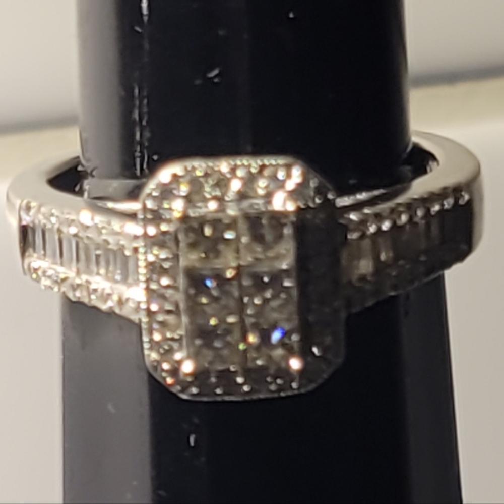 Wedding Ring - Picture 4 of 4